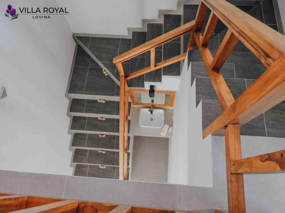 Villa Royal 新加拉惹 外观 照片