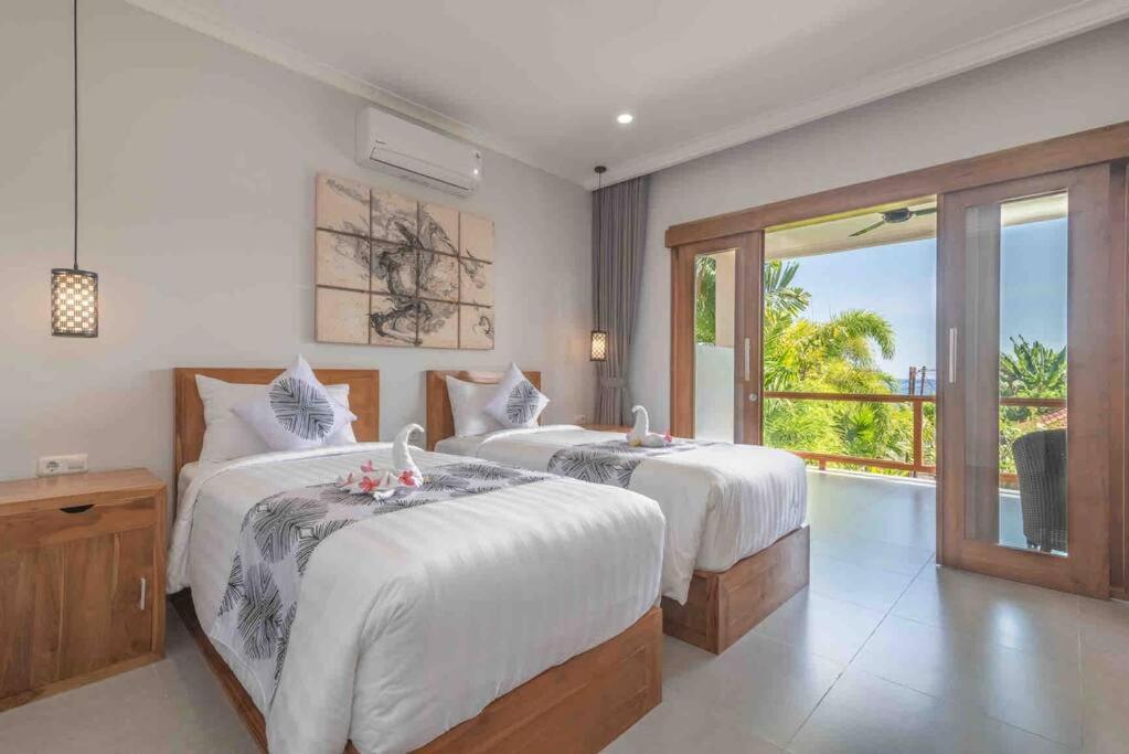 Villa Royal 新加拉惹 外观 照片
